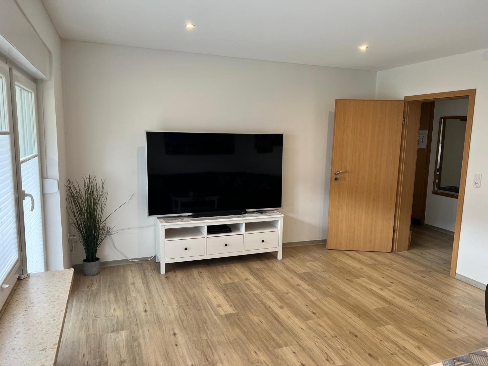 Ferienwohnung Wippsteert - 5 Sterne - Mit Balkon Und Pkw Stellplatz 埃姆登 外观 照片
