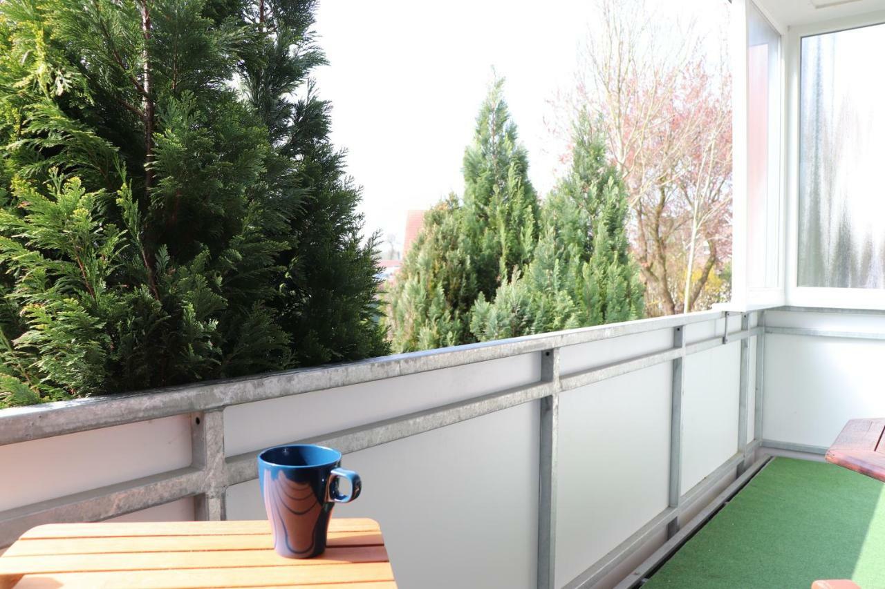 Ferienwohnung Wippsteert - 5 Sterne - Mit Balkon Und Pkw Stellplatz 埃姆登 外观 照片