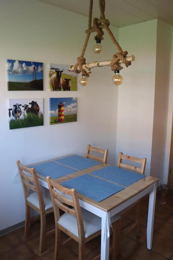 Ferienwohnung Wippsteert - 5 Sterne - Mit Balkon Und Pkw Stellplatz 埃姆登 外观 照片